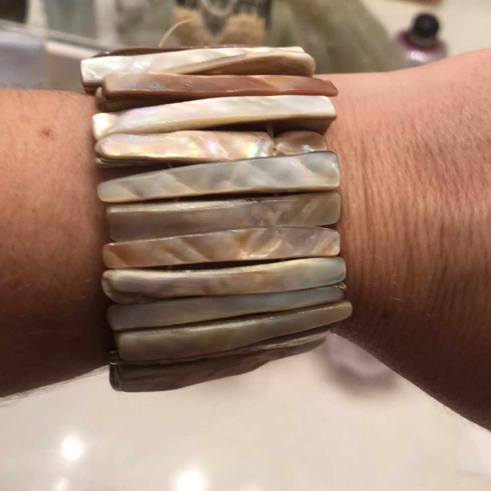 Decorative bracelet